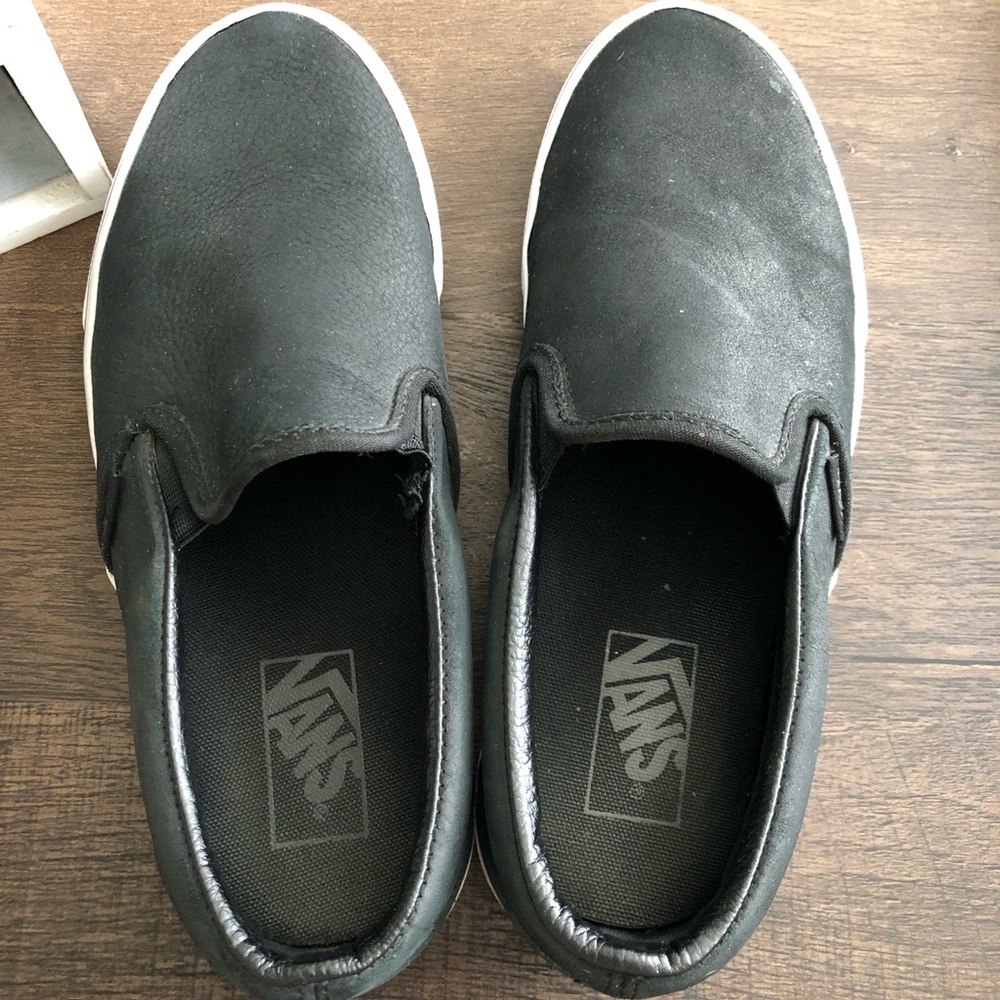 VANS PREMIUM LEATHER SLIP ONS